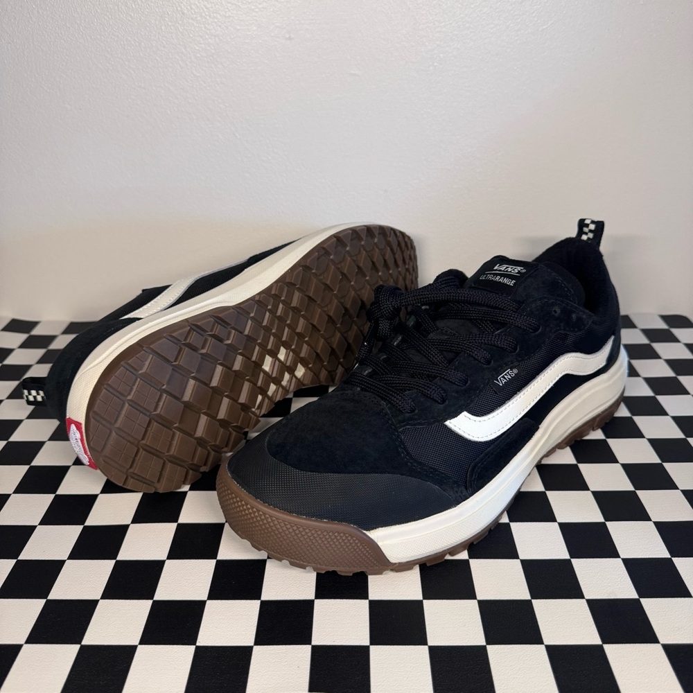 Vans Black and Cream Sneakers with Iconic Style - Picture 2 of 6